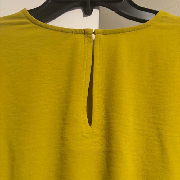 Express Women size large Mustard yellow Smocked Blouson Blouse - Picture 7 of 9